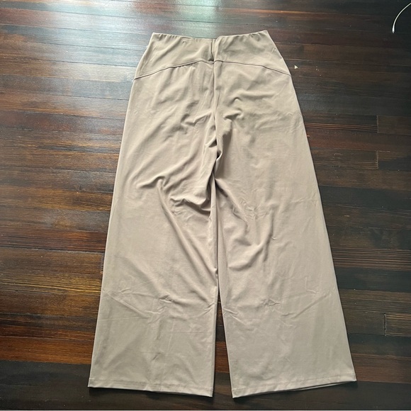 NWT Old Navy Powersoft high-rise, wide leg pants black - Picture 3 of 7